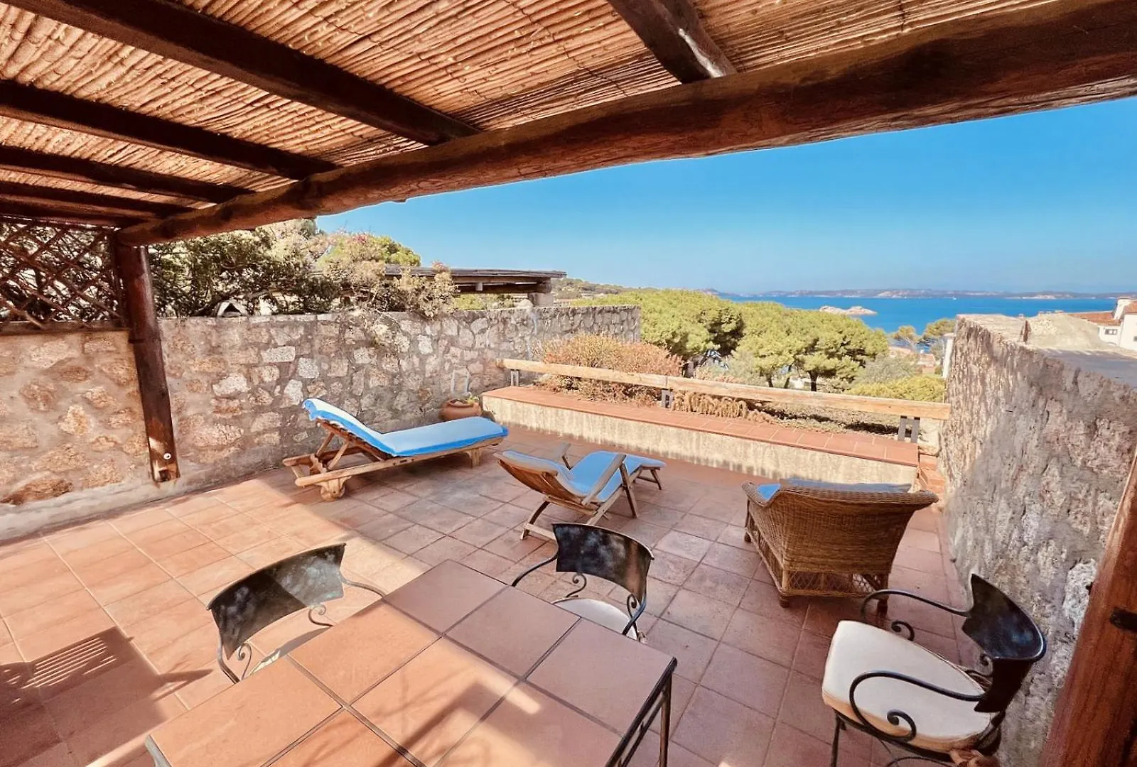 La Terrazza Di Baja Sardinia A Villa 0*,  Italy